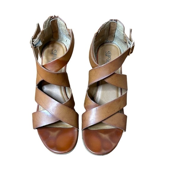 EUROSOFT Aleah Leather Strappy Gladiator Sandals - Picture 6 of 10